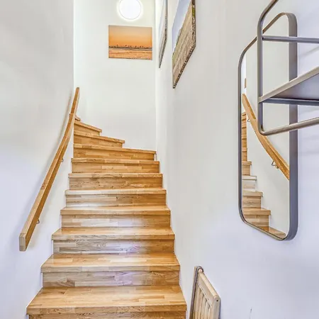 Stunning In Butjadingen Ot Apartman *